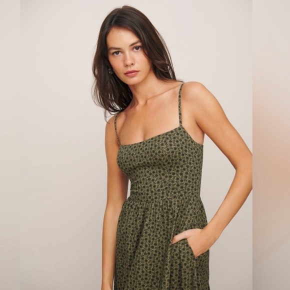 Reformation Baina dress in dandy - Picture 5 of 9